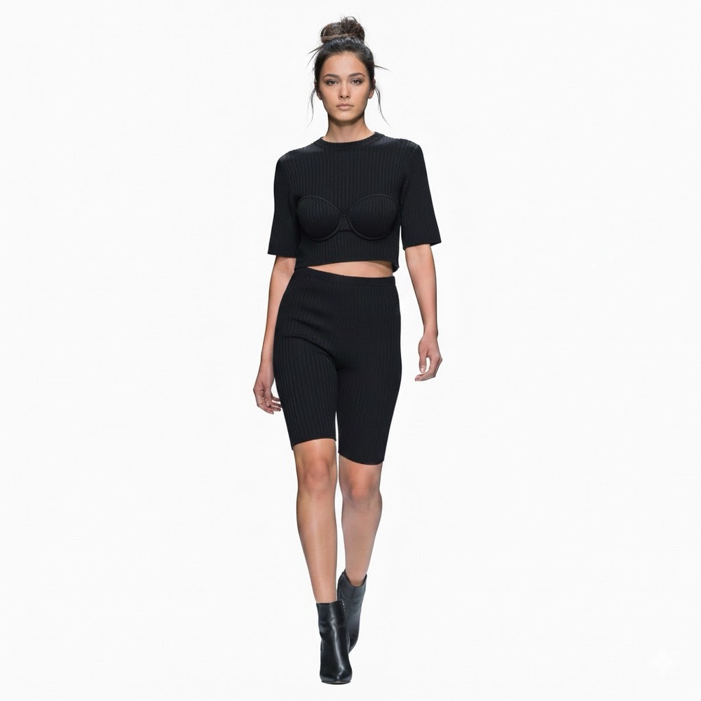 437 CANADA Black Ribbed Knit biker Shorts medium Euc - Picture 10 of 10